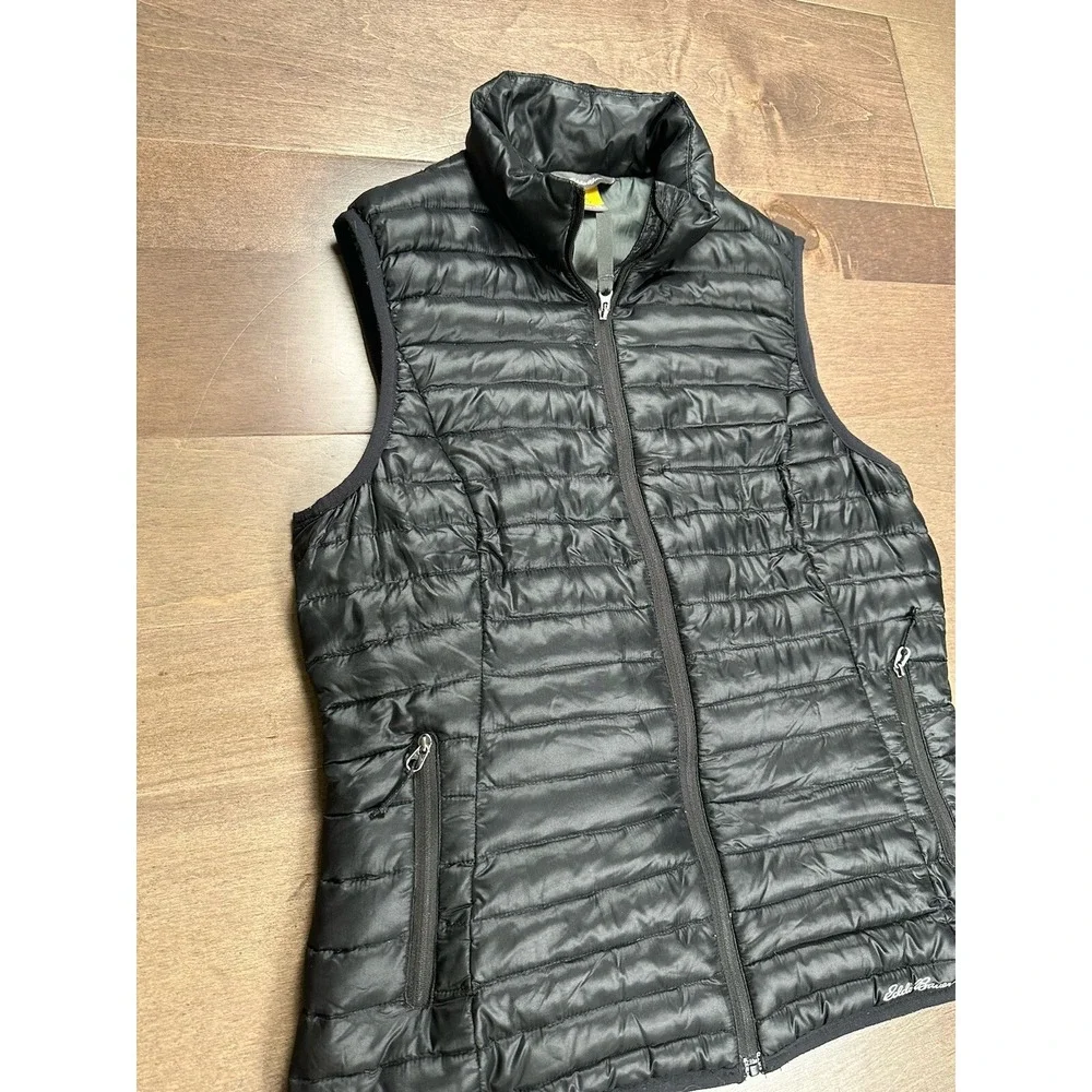 Eddie Bauer Vest Womens XS Black Travex EB700 Down Fill Quilted Puffer Hiking - Picture 3 of 11